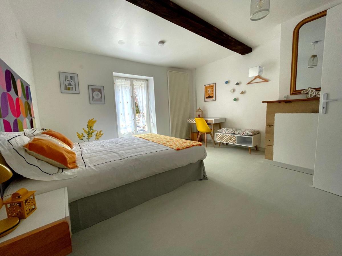 Triplex Plein Coeur Du Centre Historique Apartment Charleville-Mézières Екстериор снимка