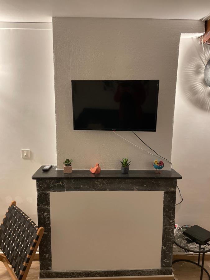 Triplex Plein Coeur Du Centre Historique Apartment Charleville-Mézières Екстериор снимка